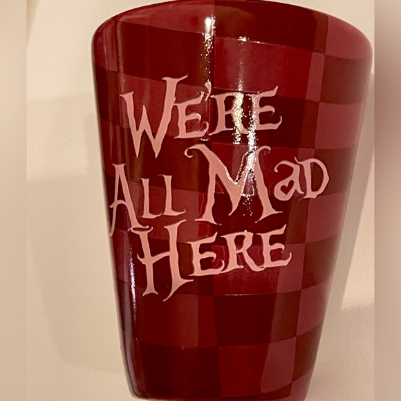 Disney set of Alice in Wonderland Shot Glass and Tinkerbell shot glass - Picture 8 of 8